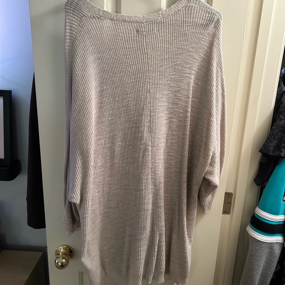 American Eagle Beige Cardigan Sweater - Picture 2 of 3